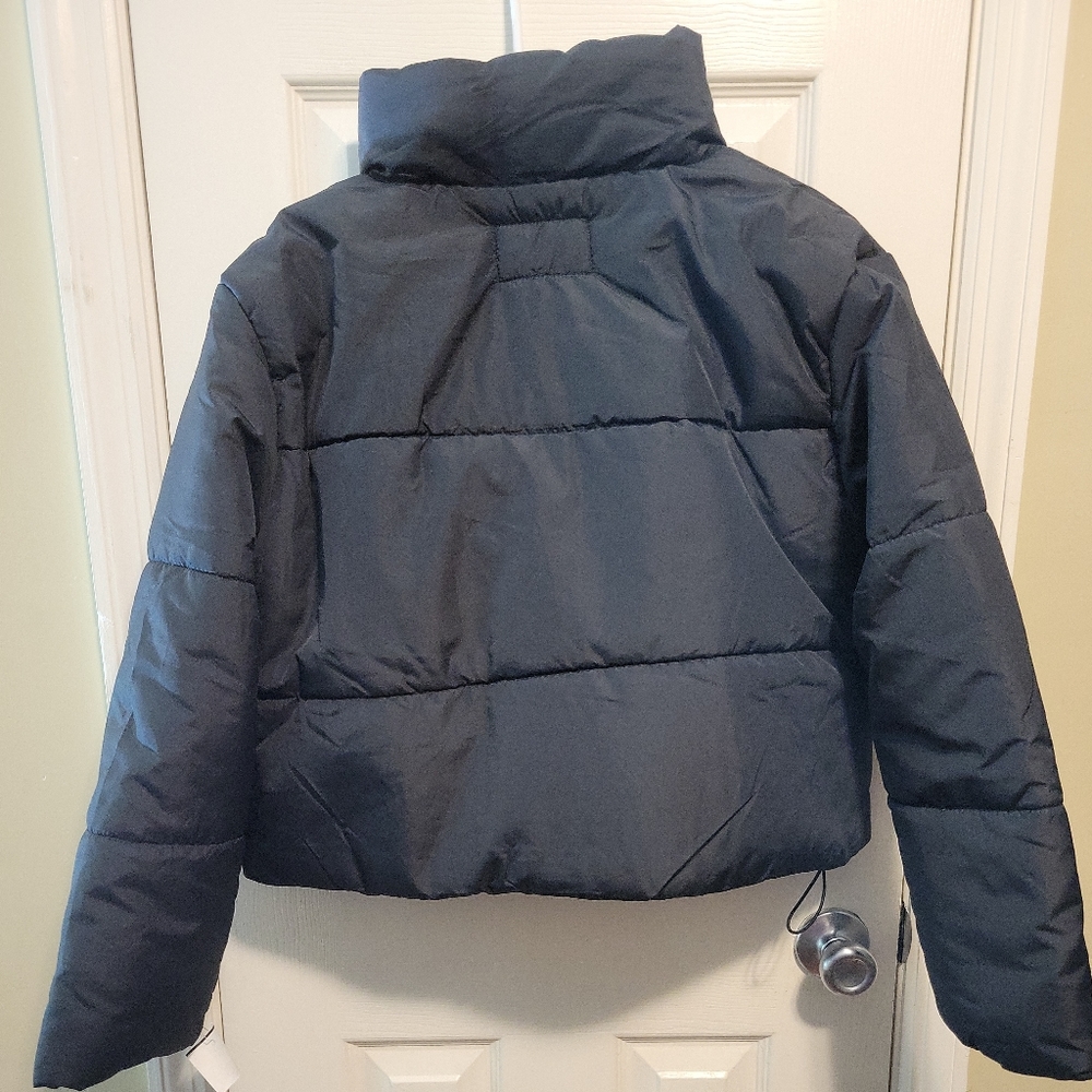 SoldNWOT Fashion Nova Crop Black Puffer Jacket Womens Full Zip/ Snap Button Coat - Picture 6 of 9